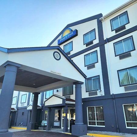 Days Inn By Wyndham Baton Rouge I-10 Prairieville Dış mekan fotoğraf