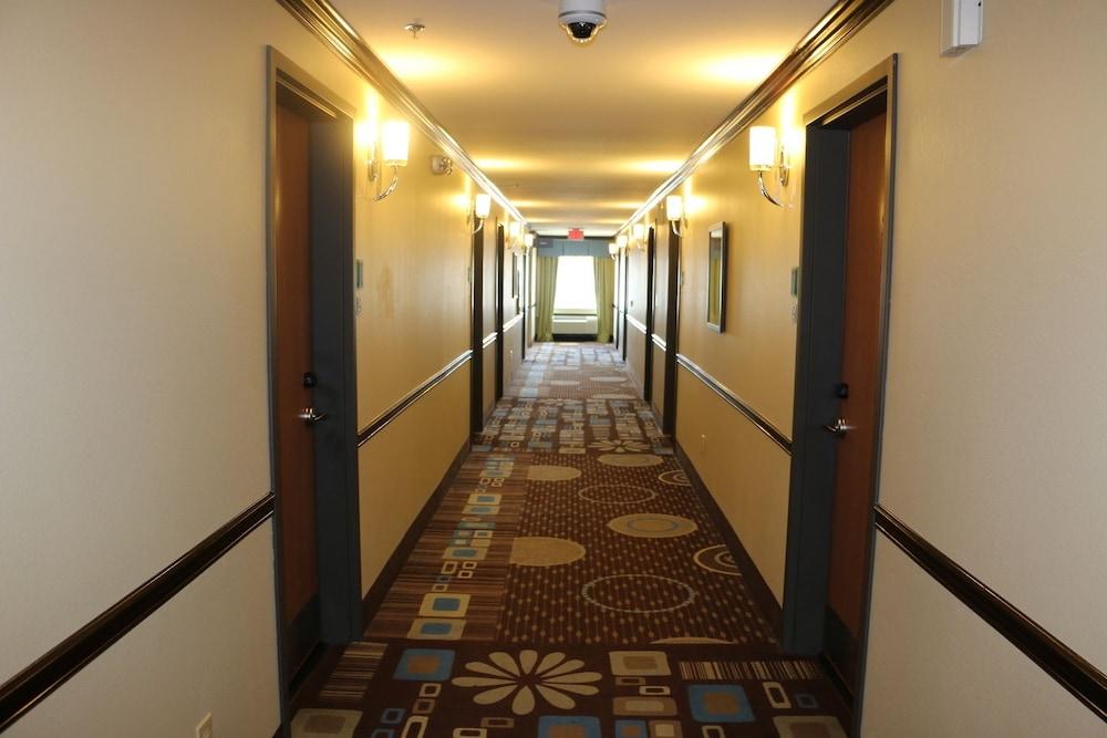 Days Inn By Wyndham Baton Rouge I-10 Prairieville Dış mekan fotoğraf