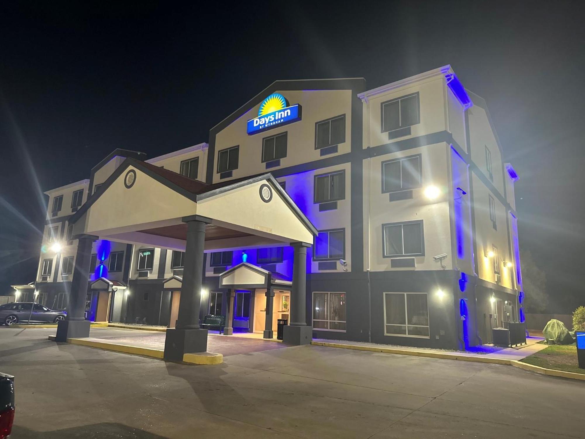 Days Inn By Wyndham Baton Rouge I-10 Prairieville Dış mekan fotoğraf