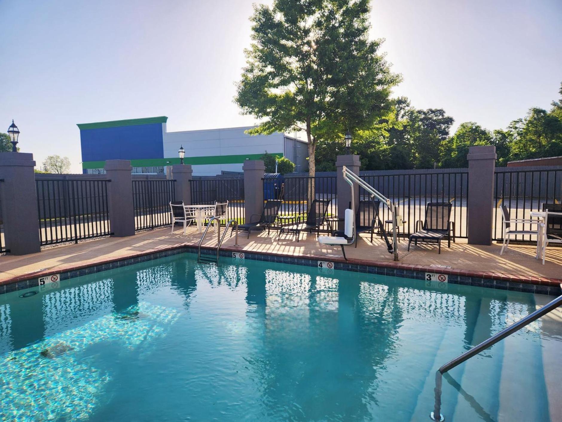 Days Inn By Wyndham Baton Rouge I-10 Prairieville Dış mekan fotoğraf