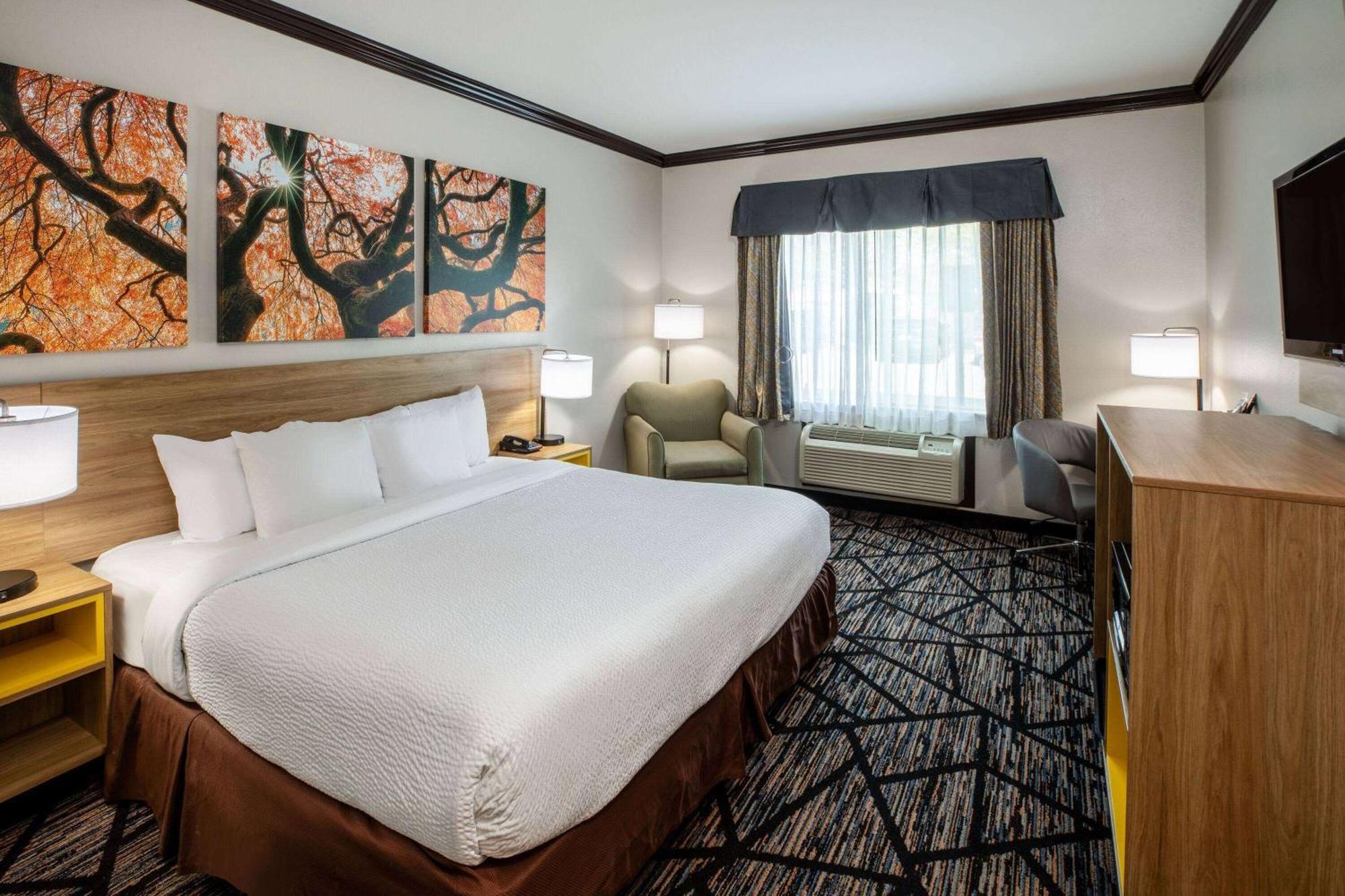 Days Inn By Wyndham Baton Rouge I-10 Prairieville Dış mekan fotoğraf