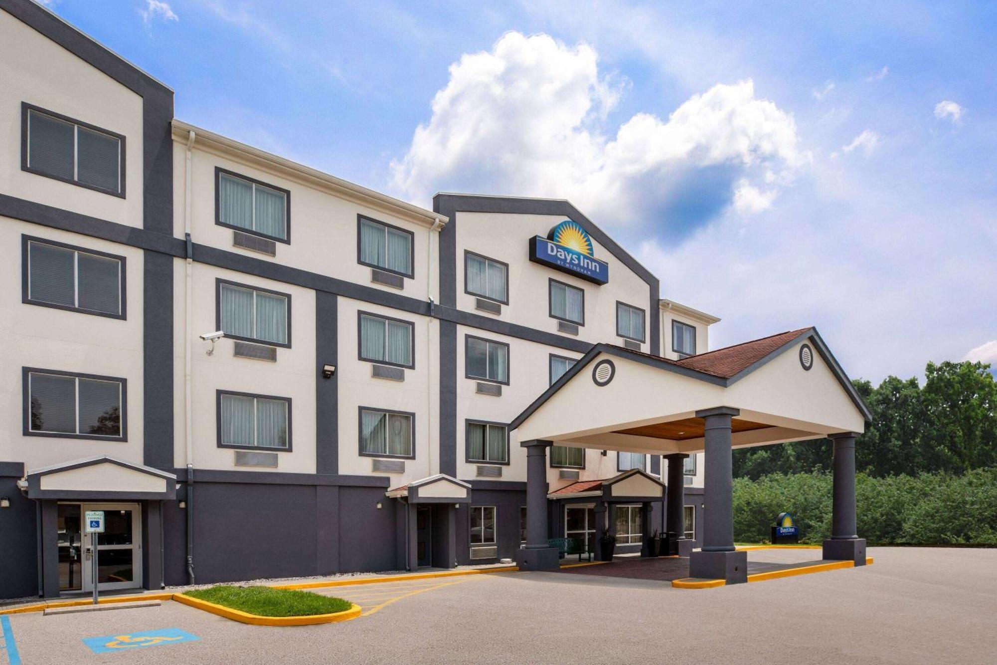 Days Inn By Wyndham Baton Rouge I-10 Prairieville Dış mekan fotoğraf