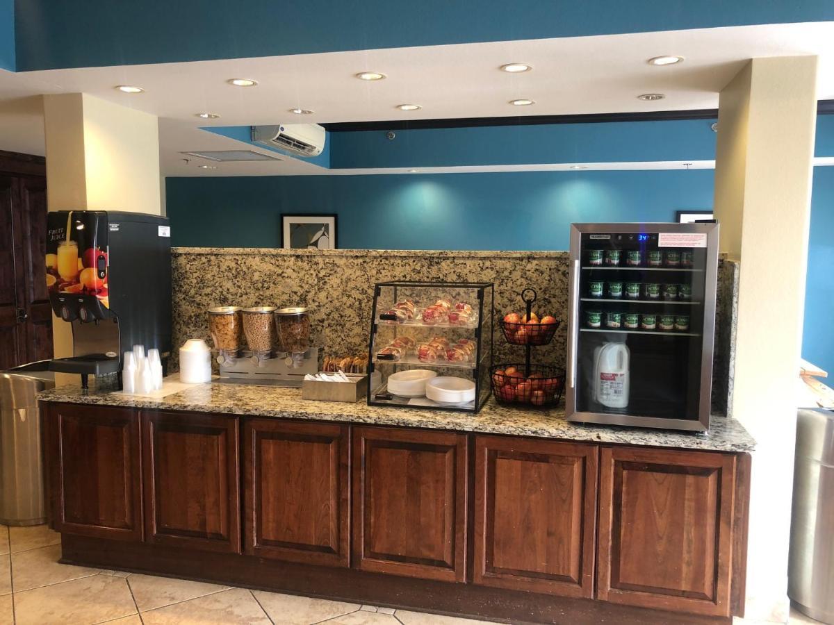 Days Inn By Wyndham Baton Rouge I-10 Prairieville Dış mekan fotoğraf